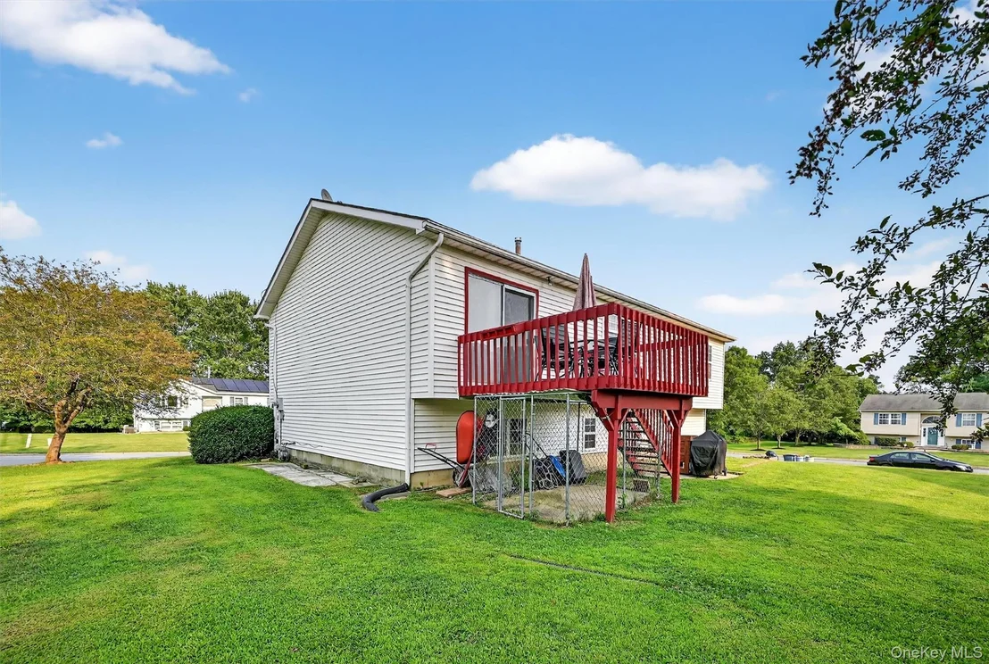 Photo of 1 Windsor Square Drive