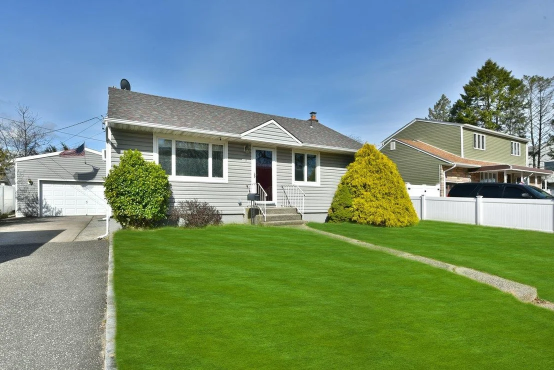 Photo of 5 Imogene Drive
