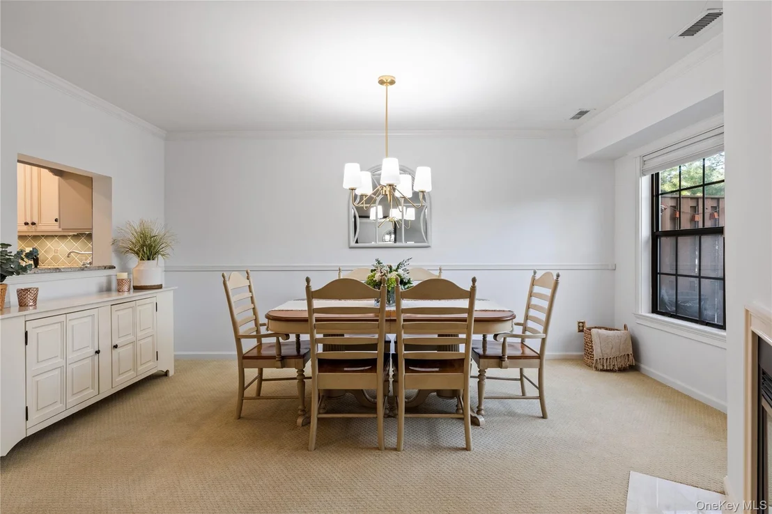 Photo of 17 Sutton Place