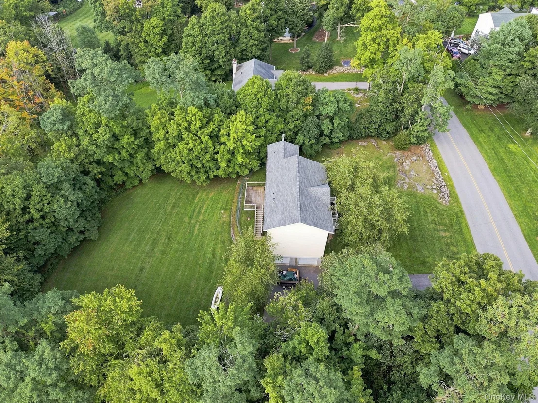 Photo of 480 Haviland Drive