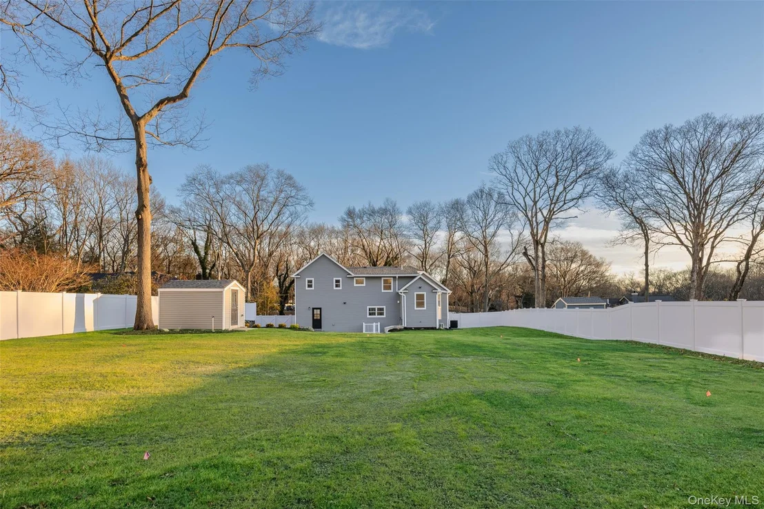 Photo of 5 Poplar Drive