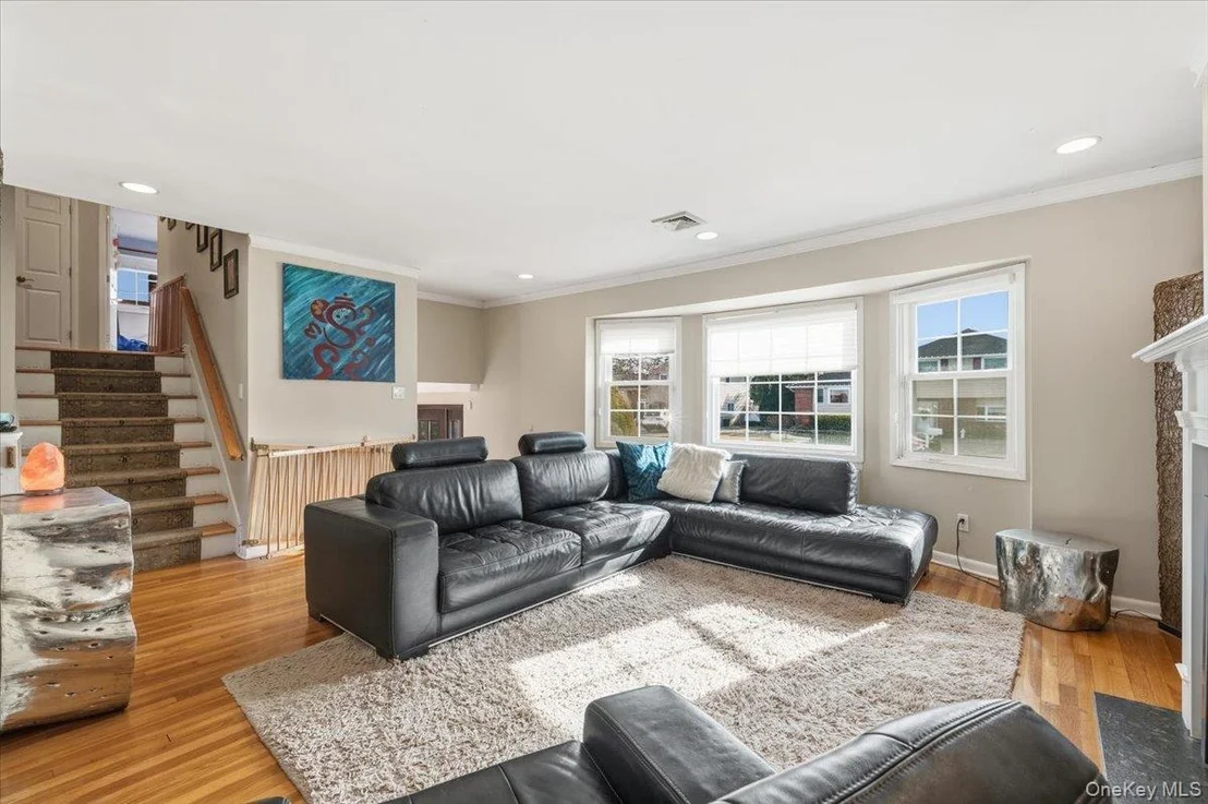Photo of 62 Eileen Avenue