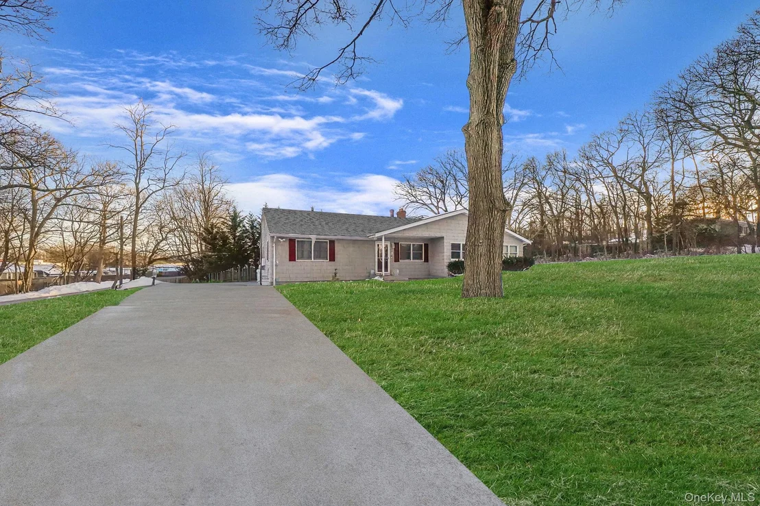 Photo of 2 Buchanan Avenue