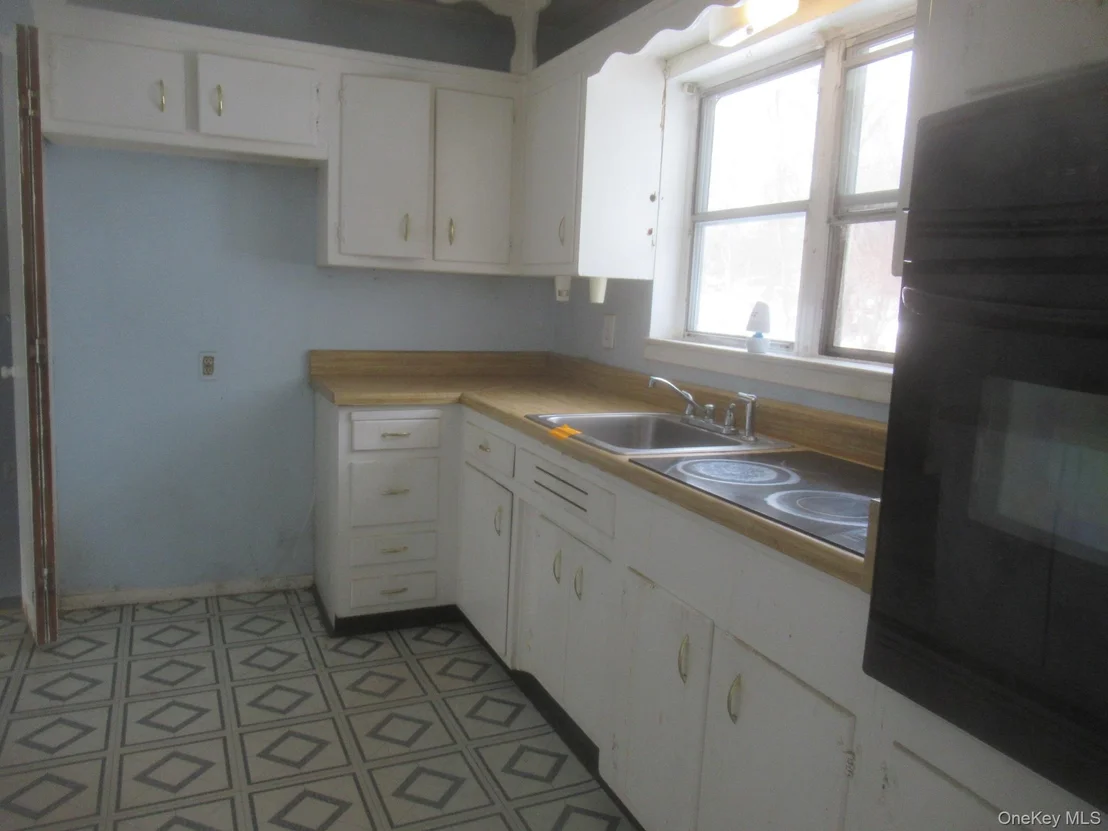 Photo of 10 Lori Street
