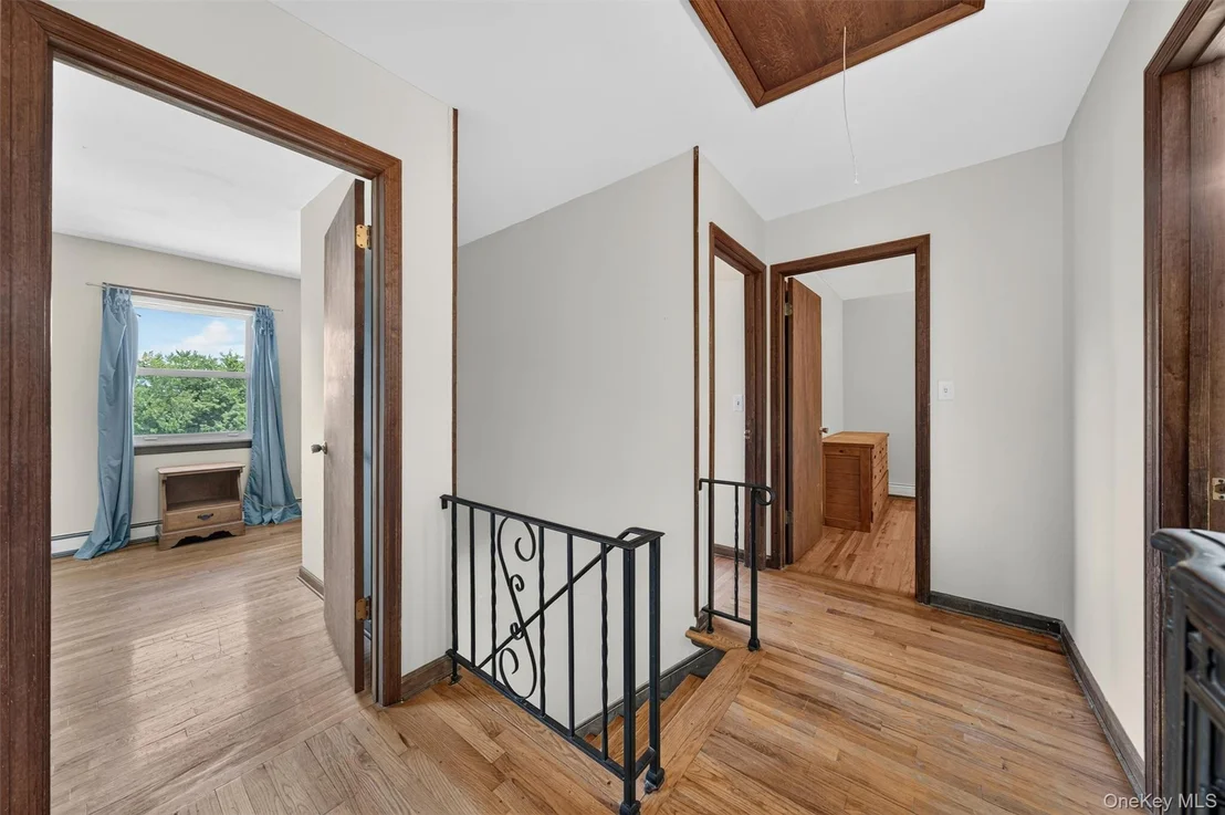 Photo of 33 Winchester Drive