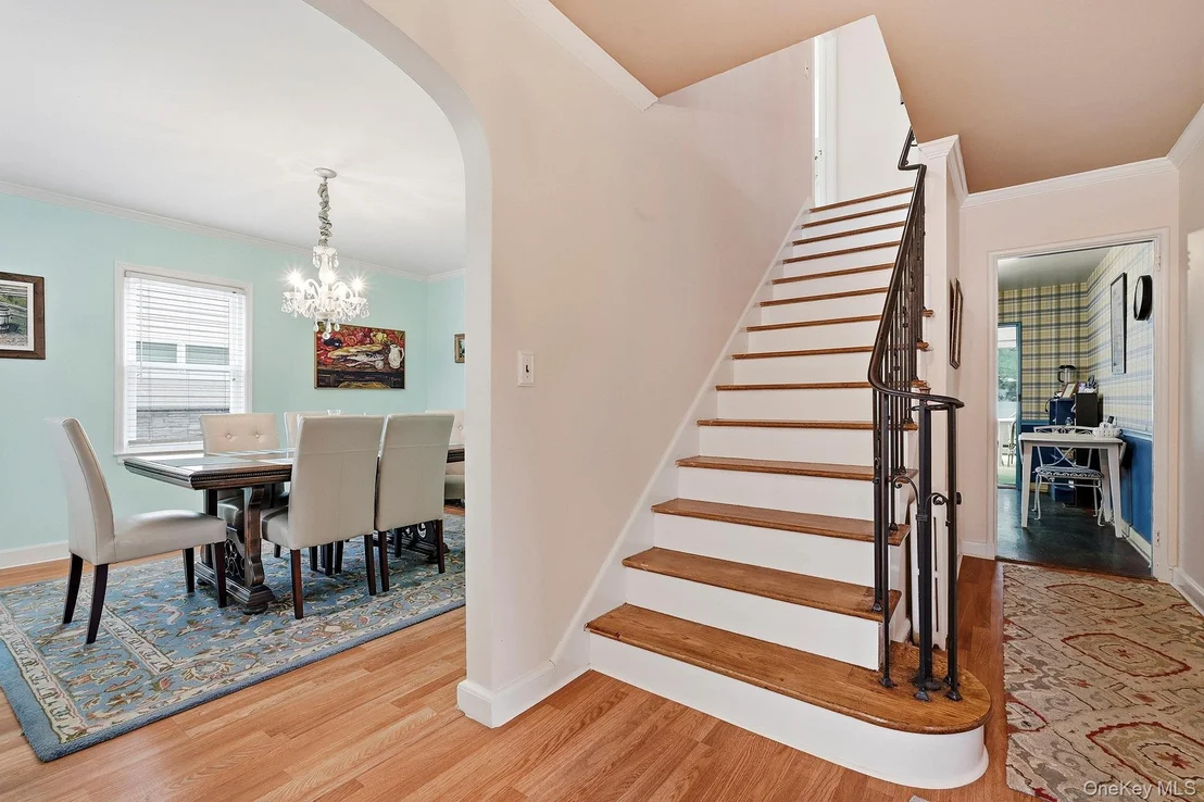 Photo of 1671 Bay Boulevard