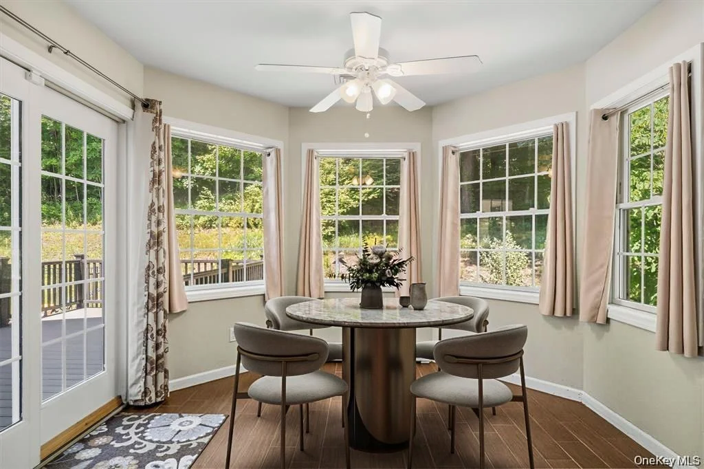 Photo of 32 Robinson Lane