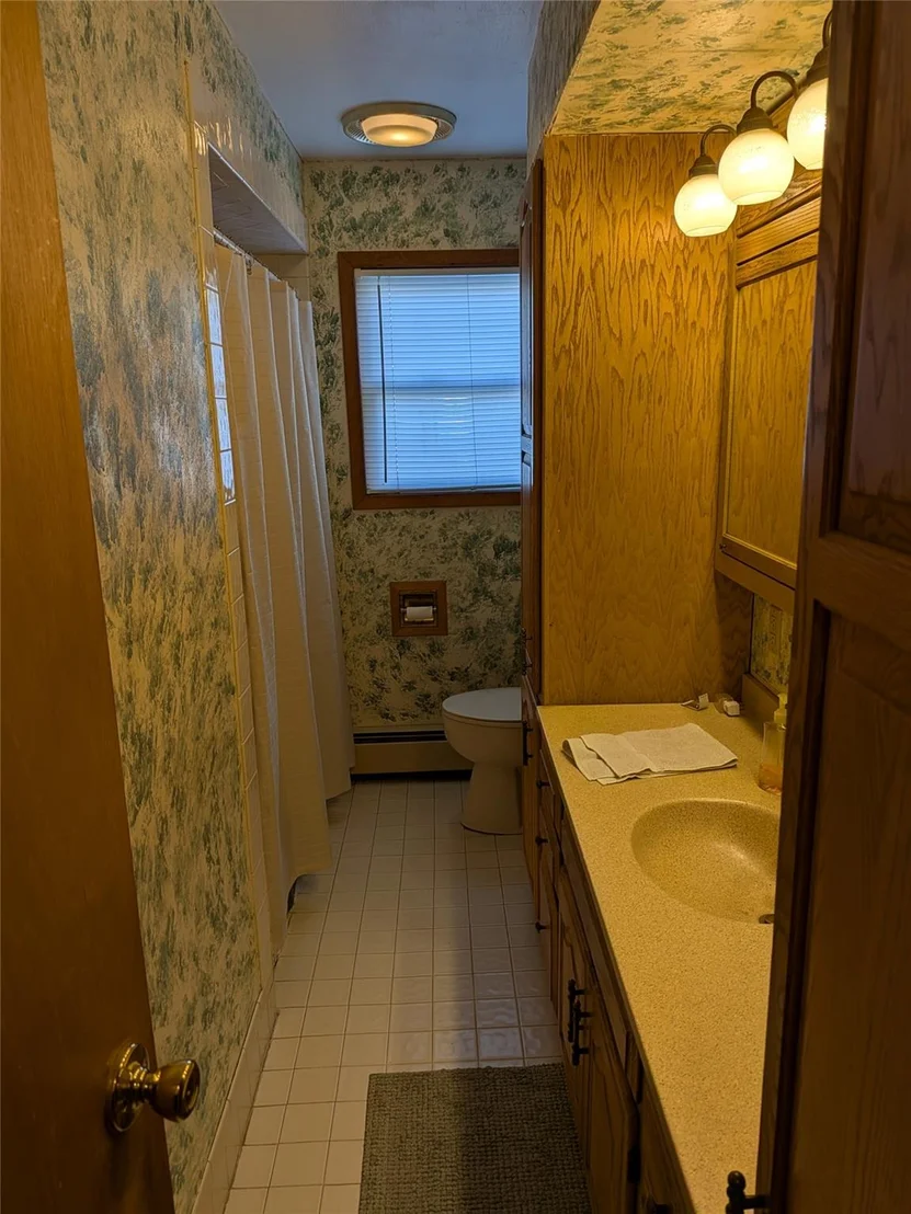 Photo of 185 Ecker Avenue