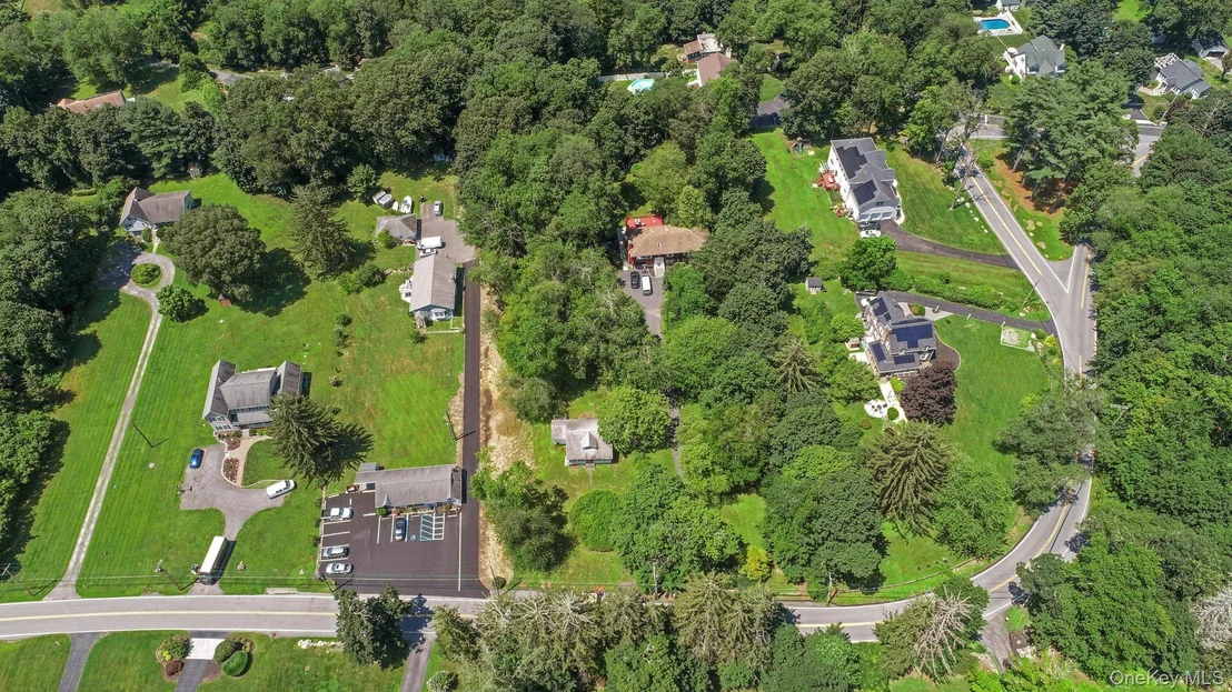 Photo of 64 Baron De Hirsch Road