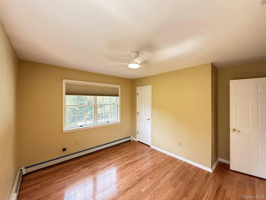 Photo of 58 Hoose Boulevard