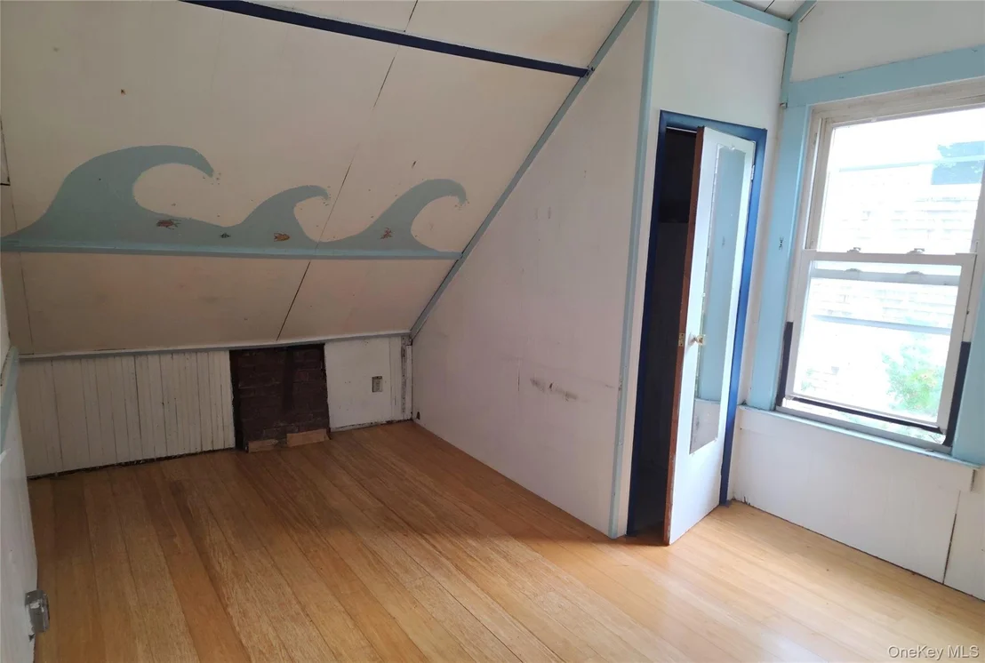 Photo of 54 Oak Beach Road