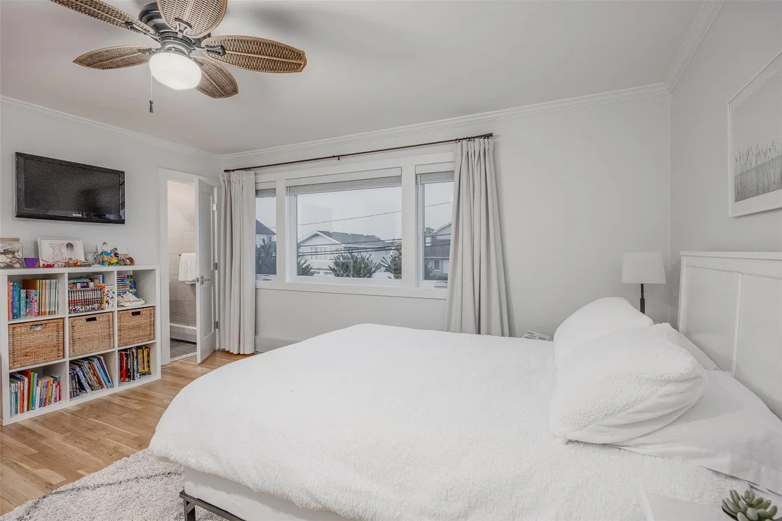 Photo of 2904 Harbor Road