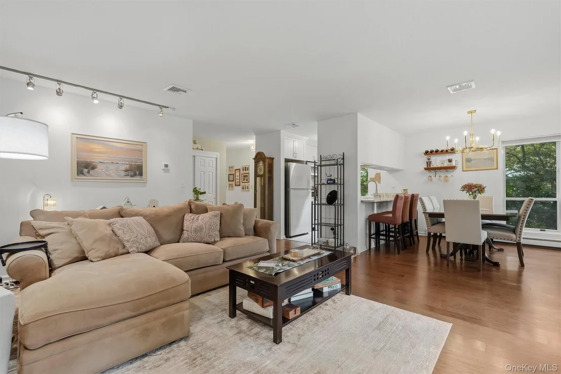 Photo of 25 Villa Drive