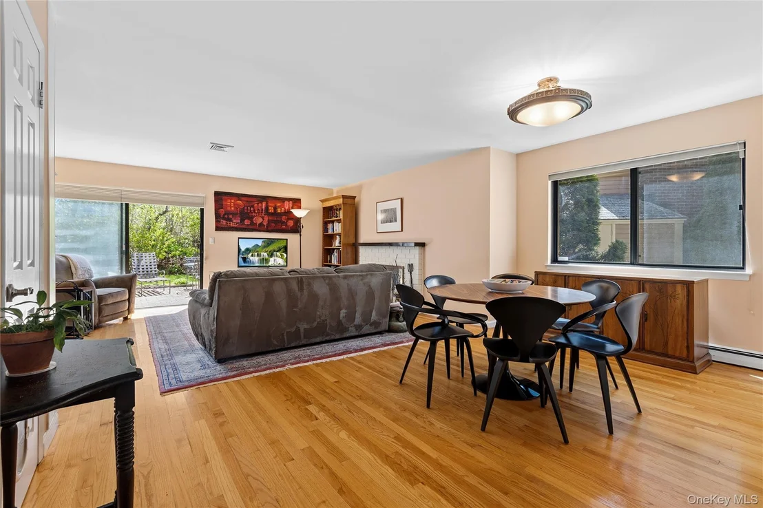 Photo of 145 Brush Hollow Crescent