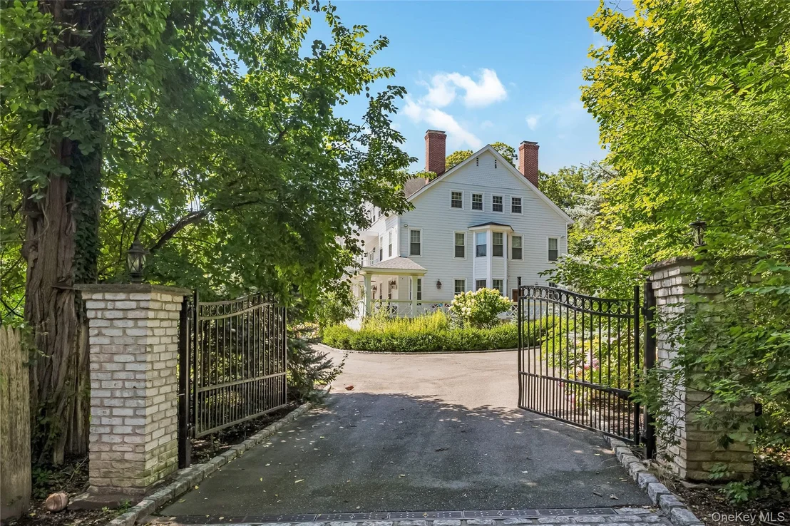 Photo of 314 Mill Hill Road