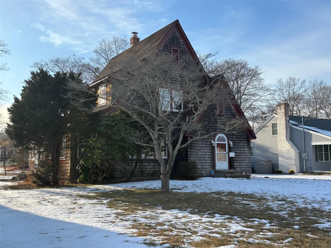 Photo of 265 Howell Avenue