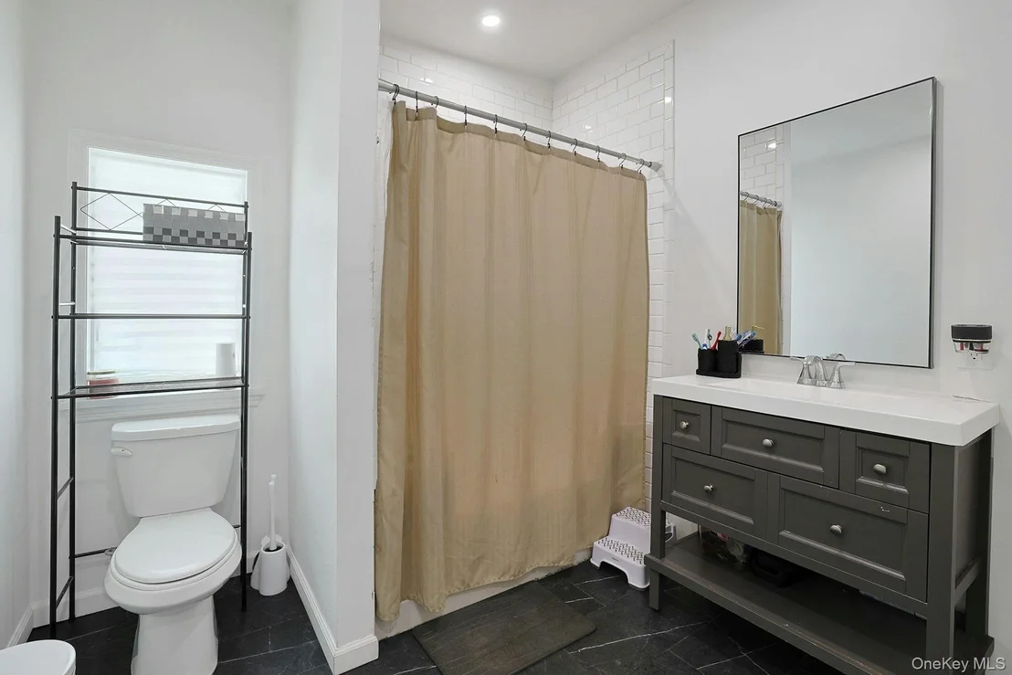Photo of 6 Willow Avenue