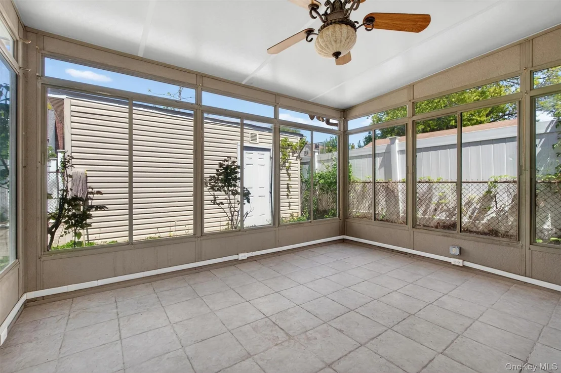 Photo of 500 Pershing Boulevard