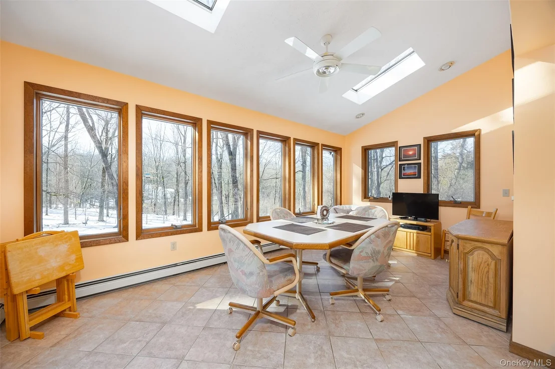 Photo of 5 Chestnut Ridge Road