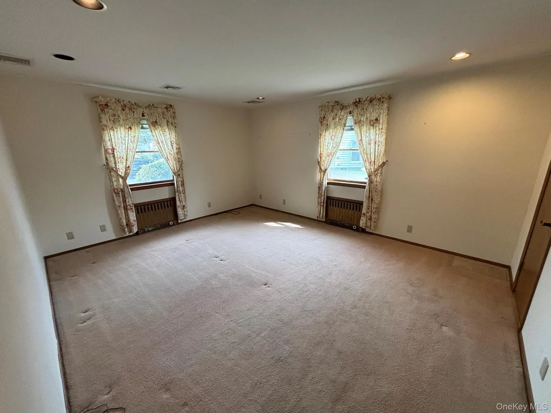 Photo of 166 Evans Street