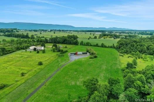 Photo of 356 Bruyn Turnpike