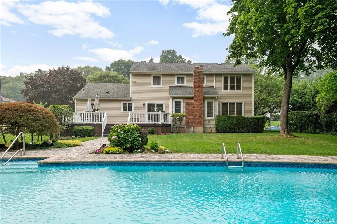 Photo of 35 Bucknell Drive