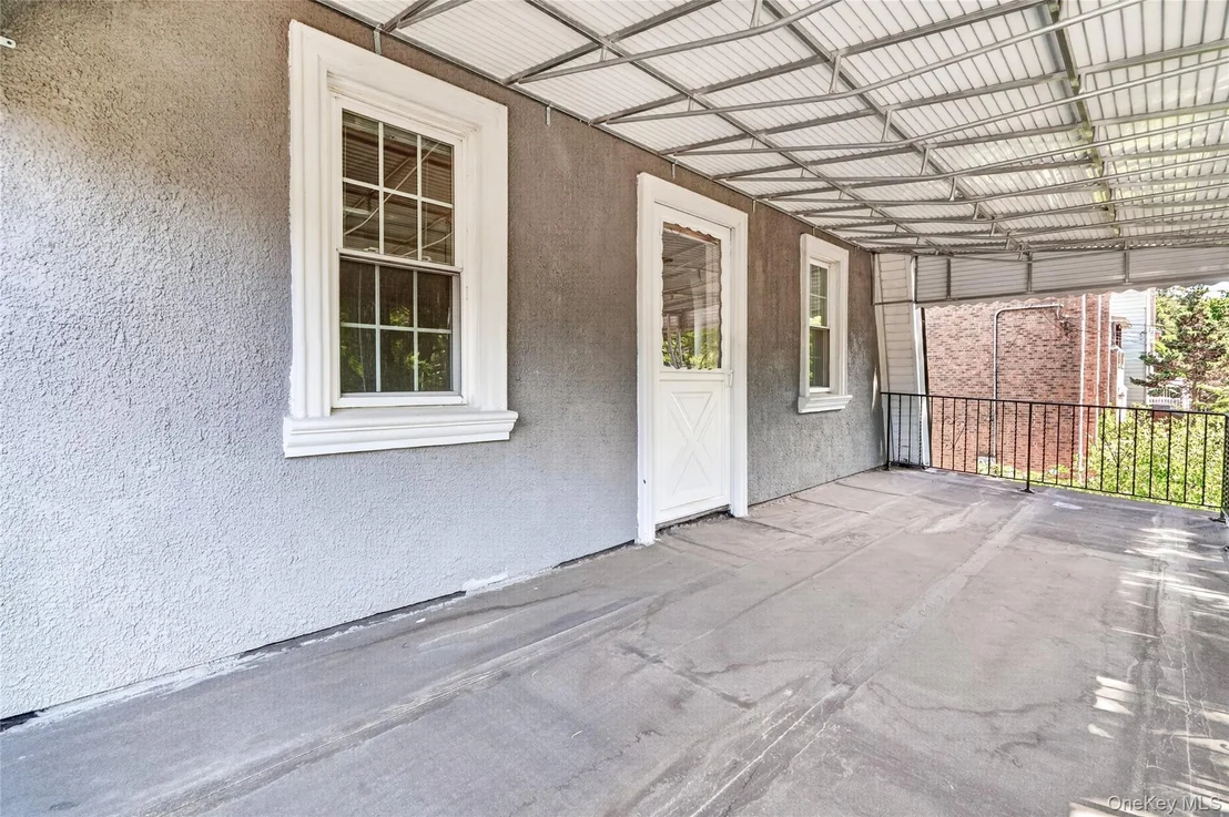 Photo of 5646 Post Road