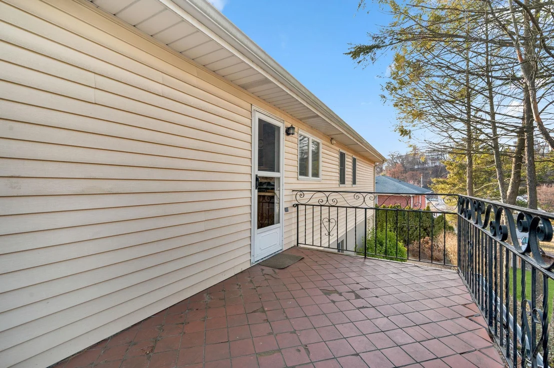 Photo of 187 Minerva Drive