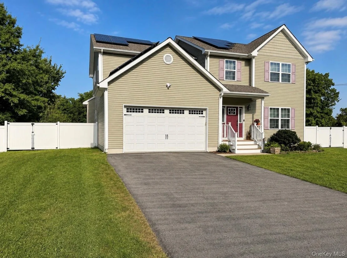 Photo of 392 Bailey Road