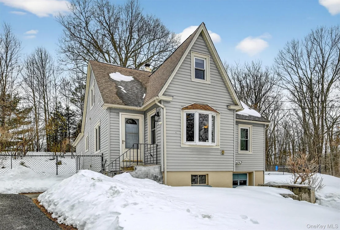 Photo of 51 Lakeside Road