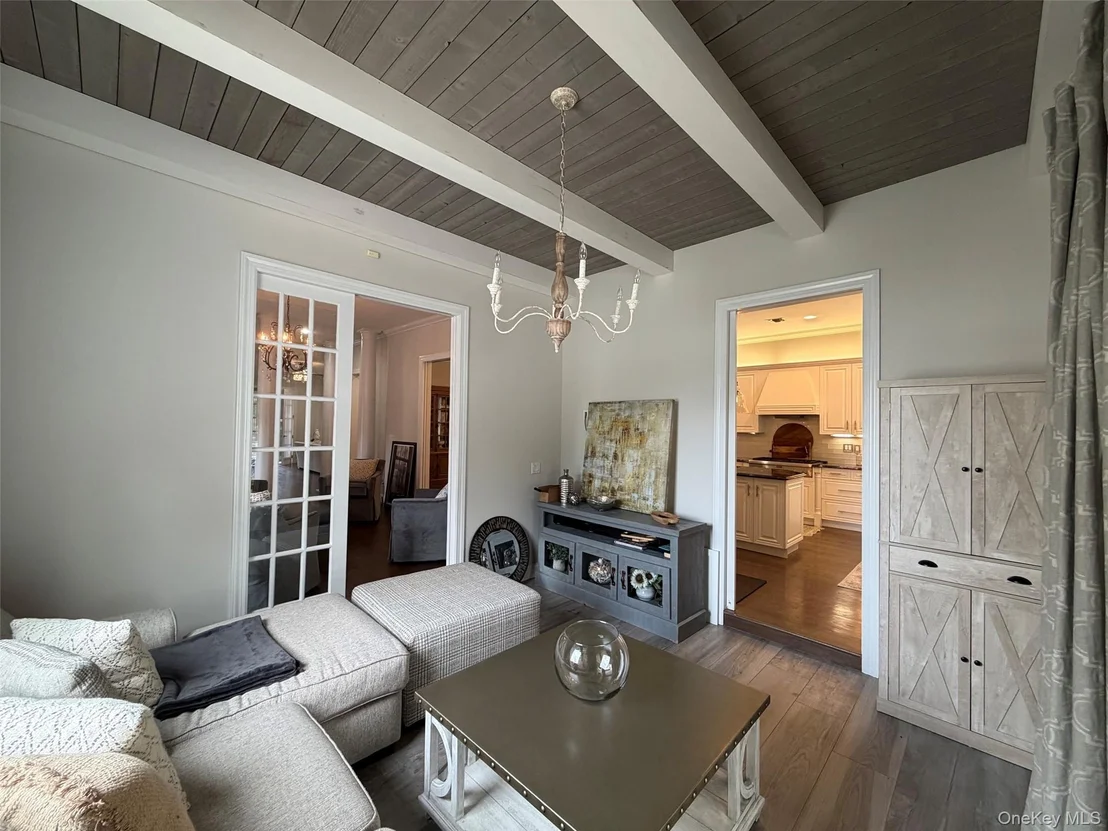 Photo of 59 Meadowbrook Road