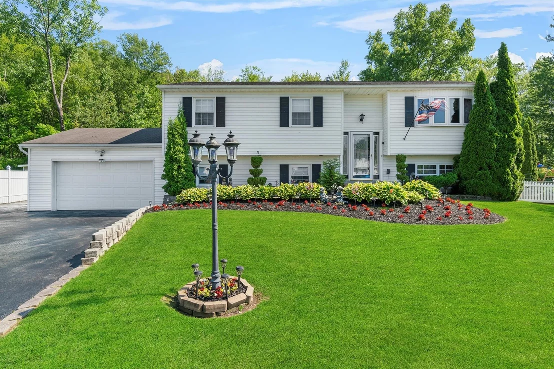 Photo of 18 Grant Drive