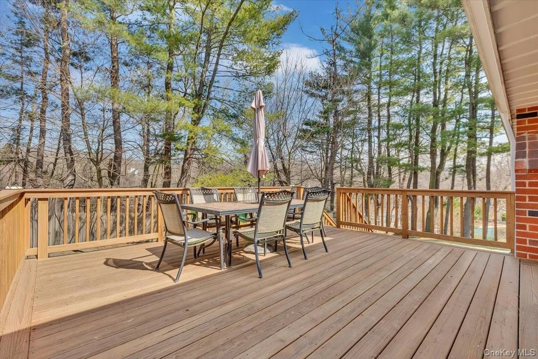 Photo of 47 Willow Drive