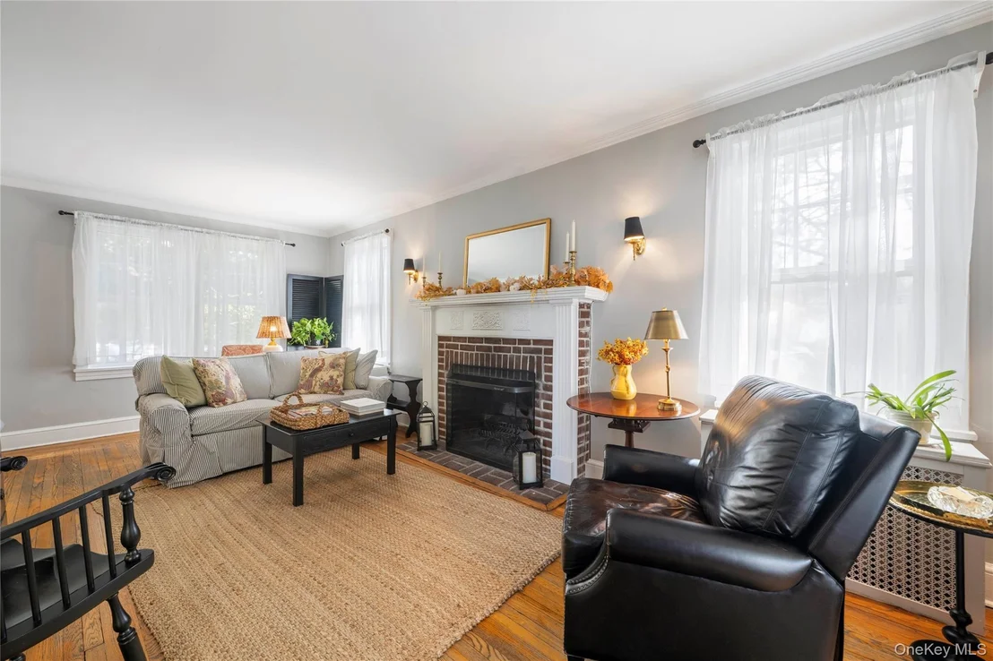 Photo of 83 Sunnyside Drive