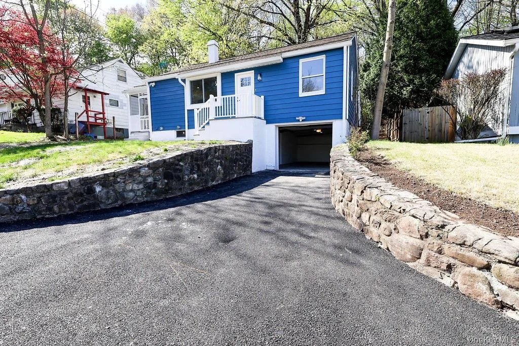 Photo of 1011 Parkway Place