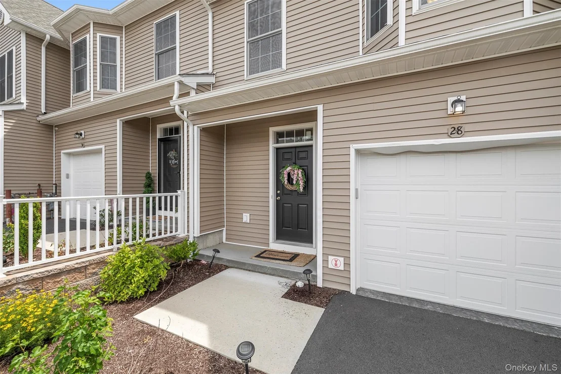 Photo of 28 Pinto Road W