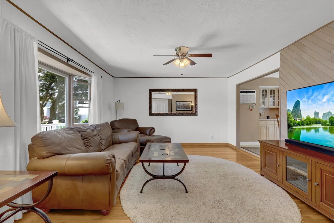 Photo of 71 Elizabeth Drive