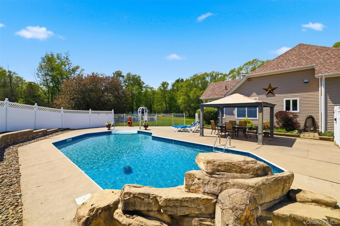Photo of 92 Coppergate Lane