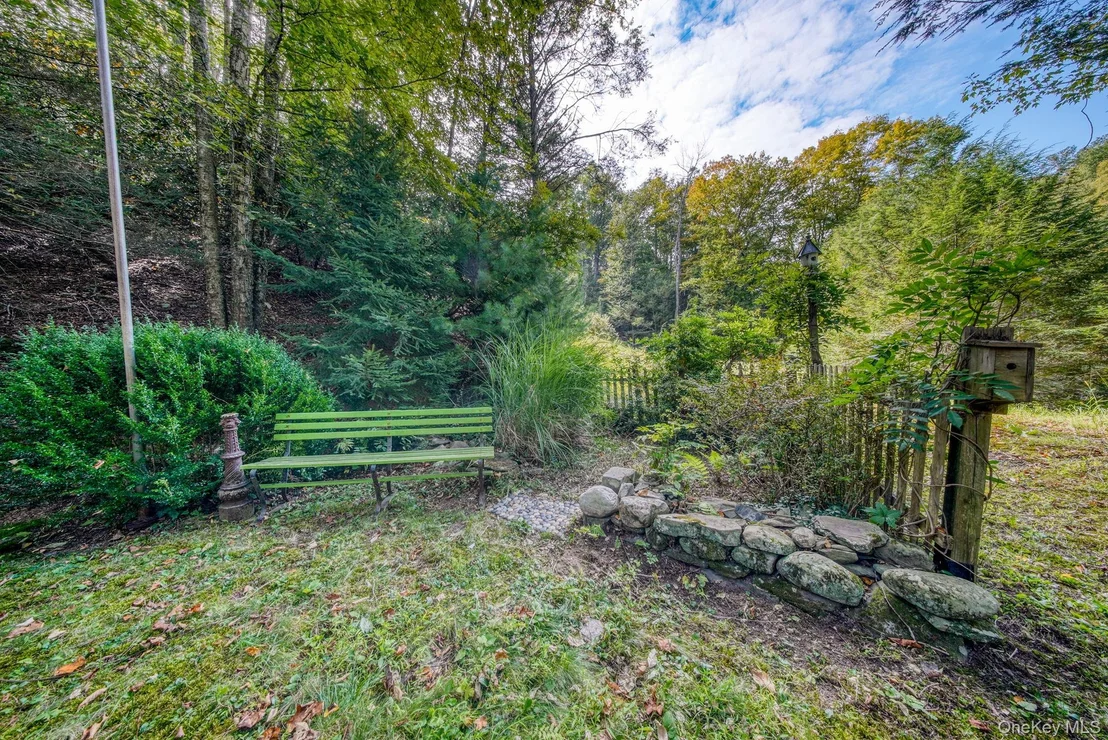 Photo of 2 Shingle Kill Court