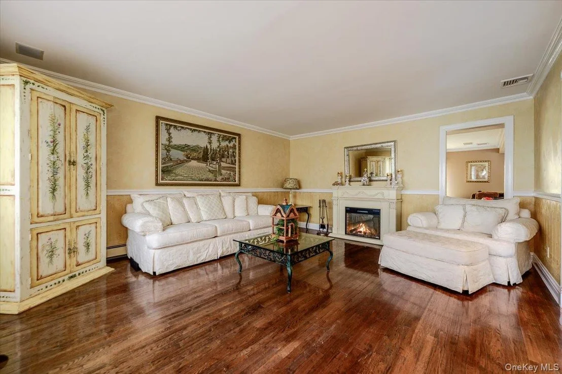 Photo of 150 Harborview Drive