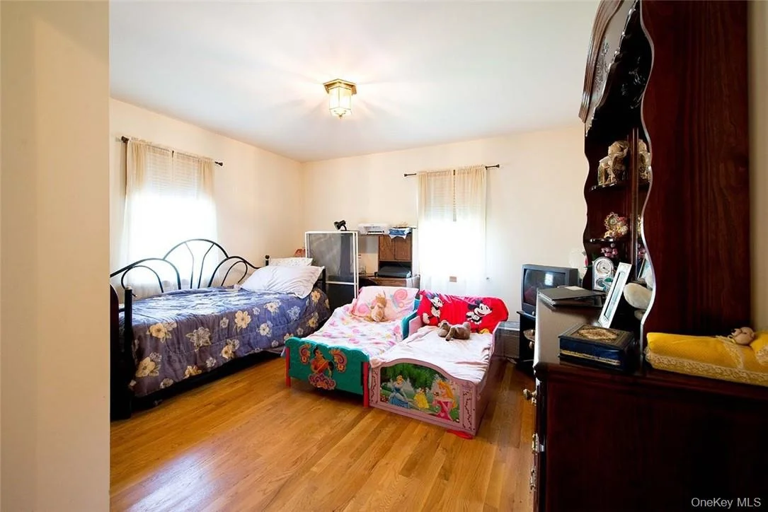 Photo of 114 Levine Road