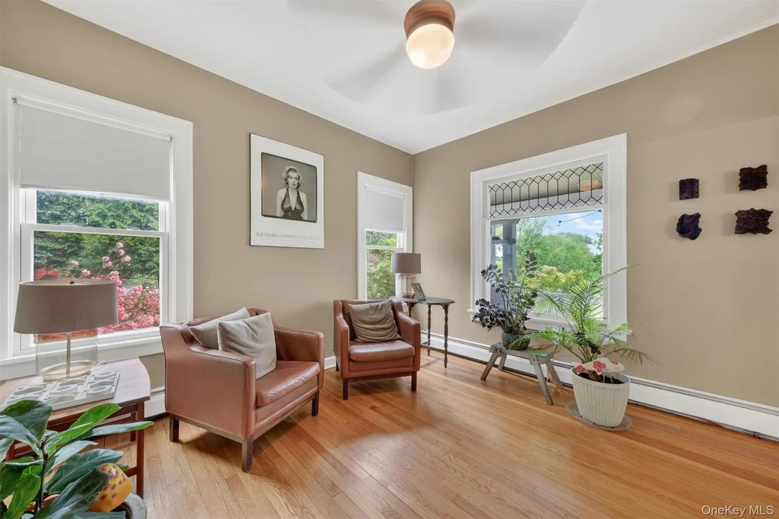 Photo of 10 Edwin Road