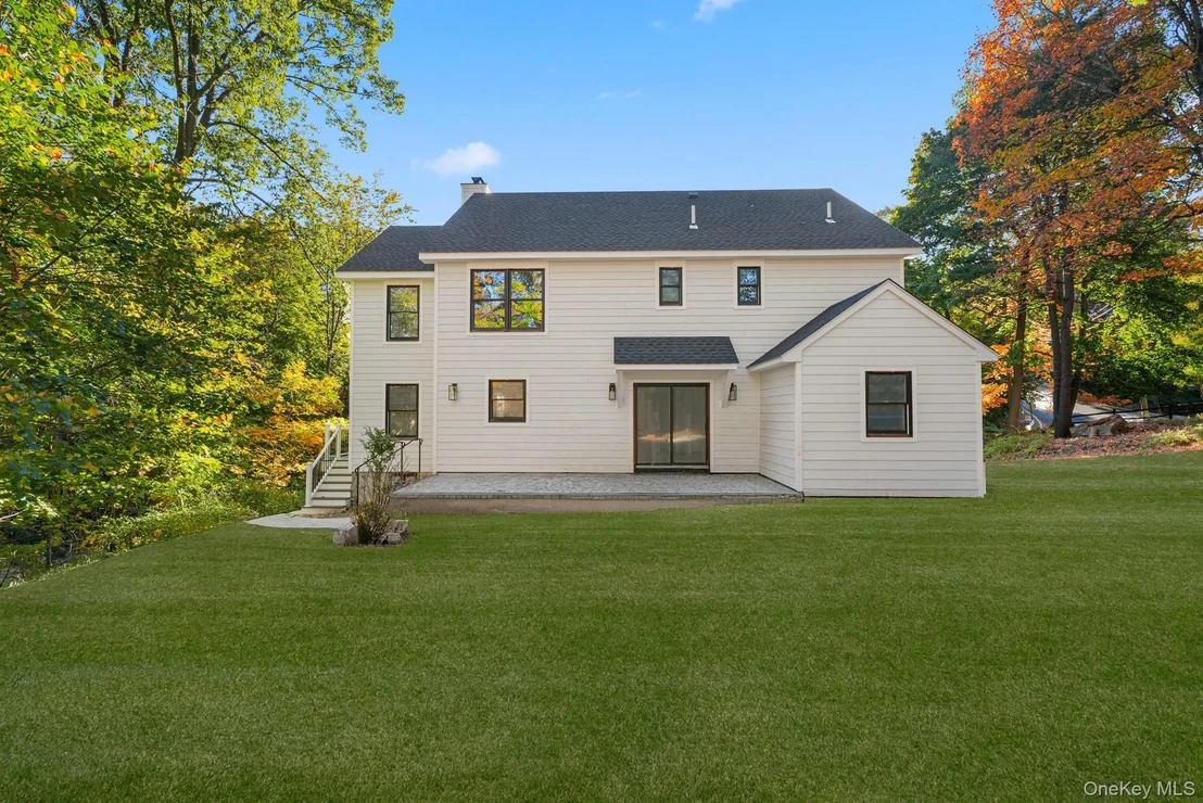 Photo of 16 Bramblebrook Road