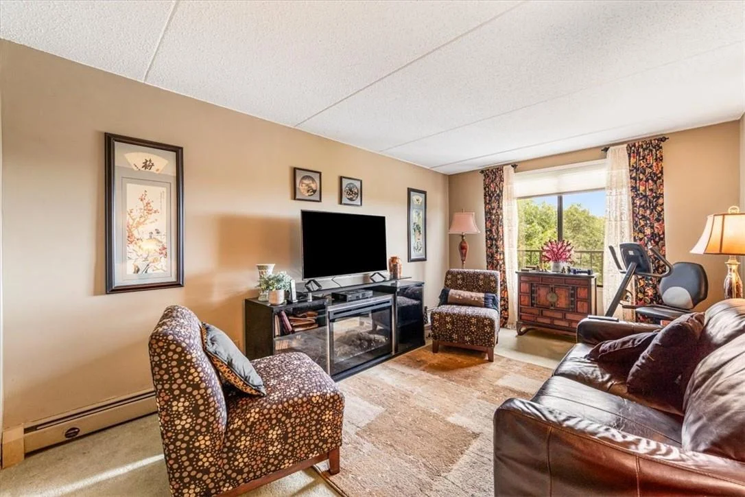Photo of Unit PH8E at 150 Overlook Avenue