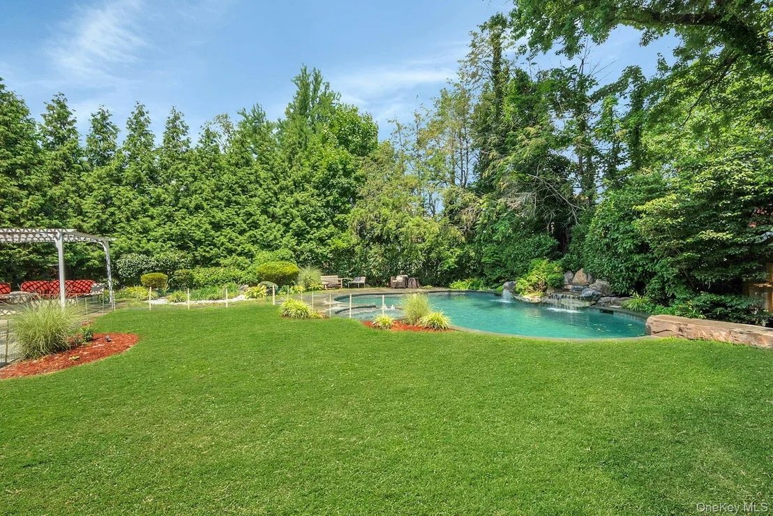 Photo of 514 Esplanade