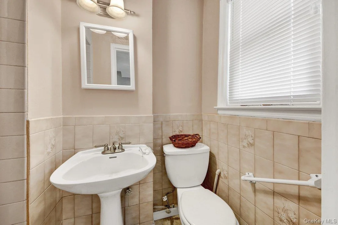 Photo of 561 Logan Avenue