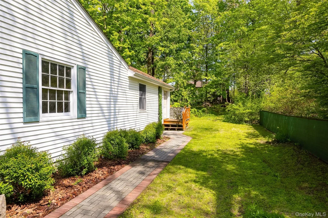 Photo of 7 Carnelli Court
