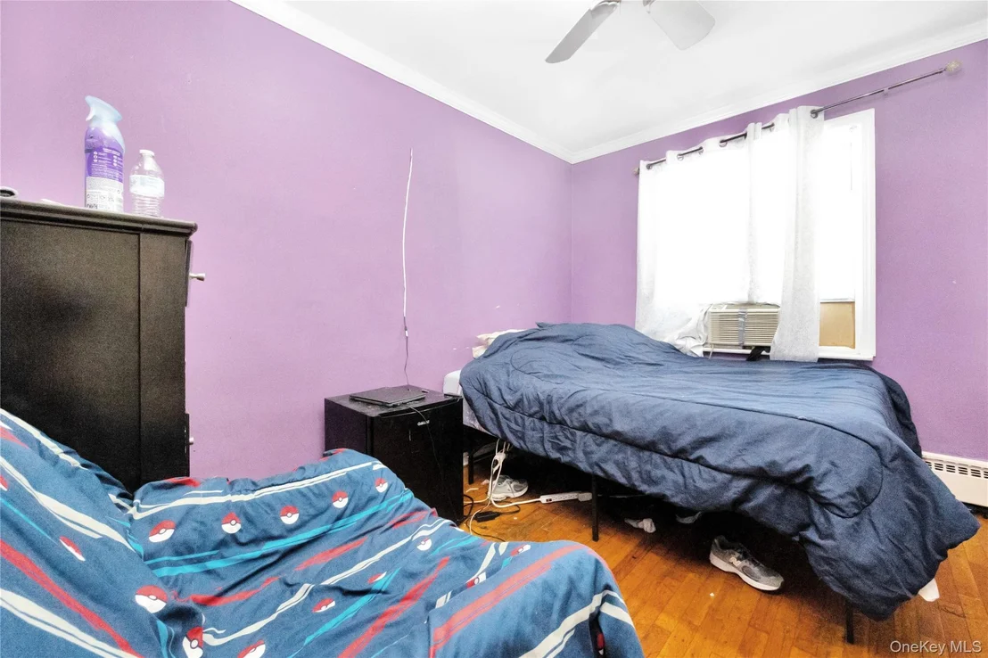 Photo of 3152 Randall Avenue