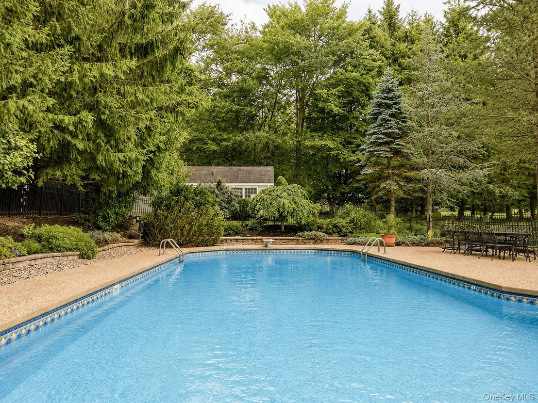 Photo of 10 Sutherland Drive