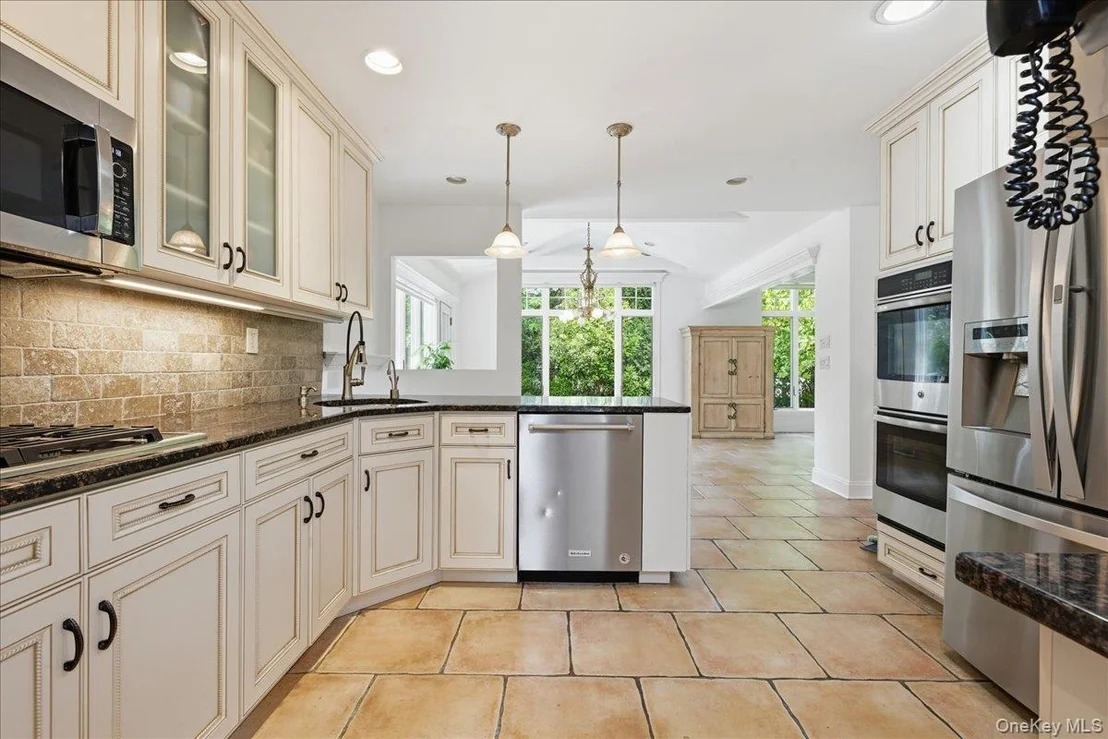 Photo of 15 Seneca Place